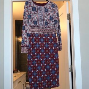 Maggy London long sleeves patterned midi dress